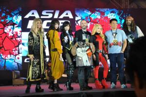 Sept 19 cosplayers allison harvard, alodia gosengfiao, bill doran, vampybitme and cosplay photographer jay tablante